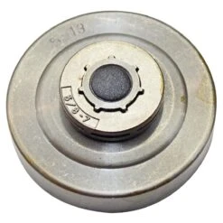 Stihl 024, 026 (prior To X25809074) Centre Drive Sprocket 3/8" 7 Teeth 63365