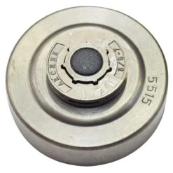 Stihl 024 026 (adjustable Oiler), MS260, MS240, MS270, MS280, MS281 Chainsaw Centre Drive Sprocket 3/8" 7 Teeth 63370