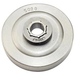 Dolmar/Makita 109, 110, 111, 115, PS43, 51, P552, PS520 Chainsaw Centre Drive Sprocket .325" 7 Teeth 64015